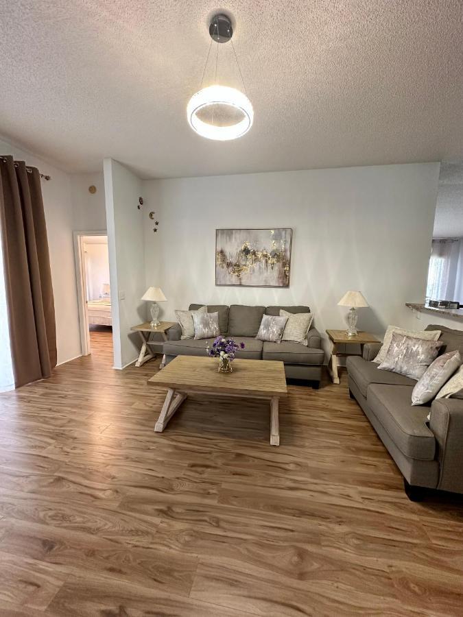 קיסימי Private Pool With A Beautiful View Overlooking The Lake! Near Disney - Universal מראה חיצוני תמונה