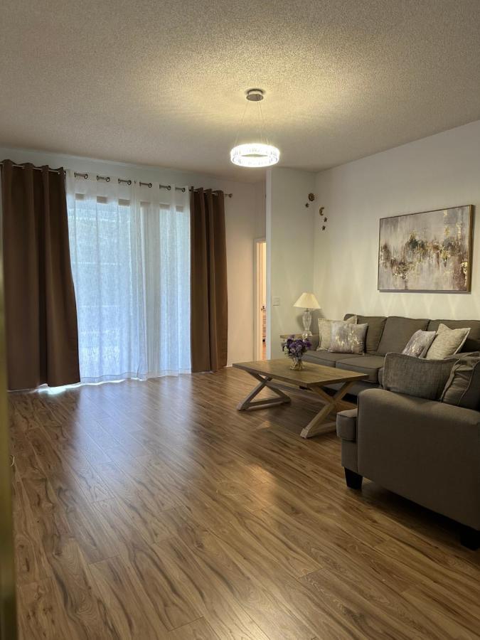 קיסימי Private Pool With A Beautiful View Overlooking The Lake! Near Disney - Universal מראה חיצוני תמונה