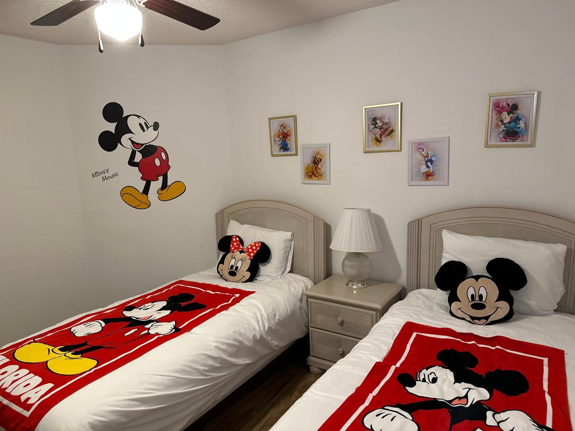 קיסימי Private Pool With A Beautiful View Overlooking The Lake! Near Disney - Universal מראה חיצוני תמונה