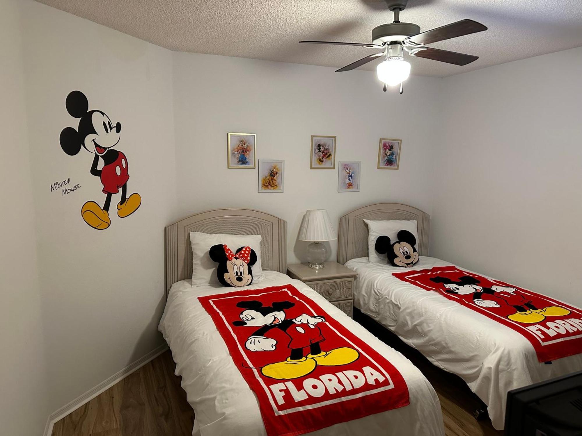 קיסימי Private Pool With A Beautiful View Overlooking The Lake! Near Disney - Universal מראה חיצוני תמונה